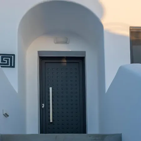 Shape-meander Apartment