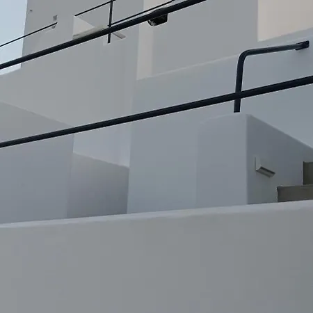 Shape-meander Apartment *